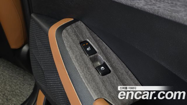 Kia Seltos Gasoline 1.6 Turbo 2WD Signature 2023 — фото 32