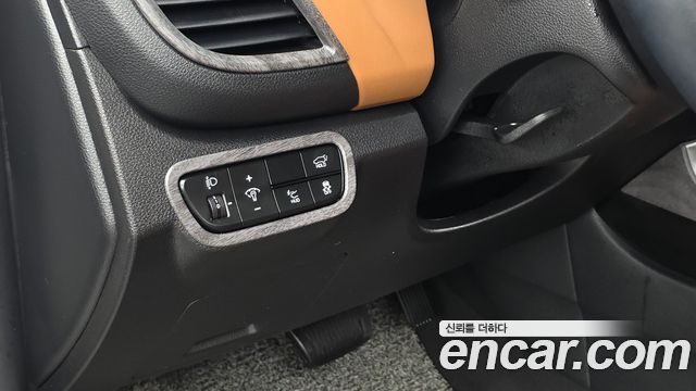Kia Seltos Gasoline 1.6 Turbo 2WD Signature 2023 — фото 40