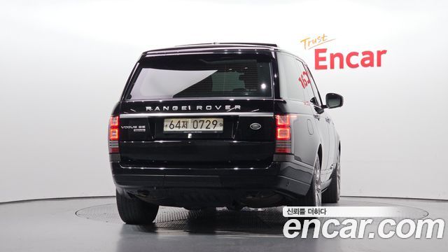 Land Rover Range Rover (IV) 4.4 SDV8 Vogue SE DIESEL 2016 — фото 4