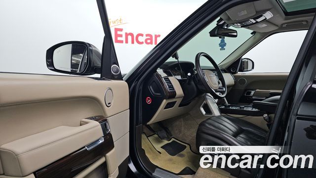 Land Rover Range Rover (IV) 4.4 SDV8 Vogue SE DIESEL 2016 — фото 10