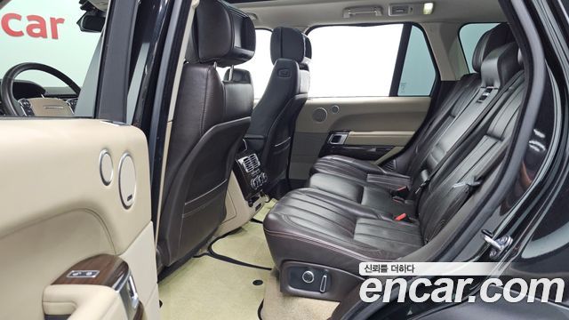 Land Rover Range Rover (IV) 4.4 SDV8 Vogue SE DIESEL 2016 — фото 12