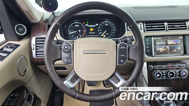 Land Rover Range Rover (IV) 4.4 SDV8 Vogue SE DIESEL 2016 — фото 13
