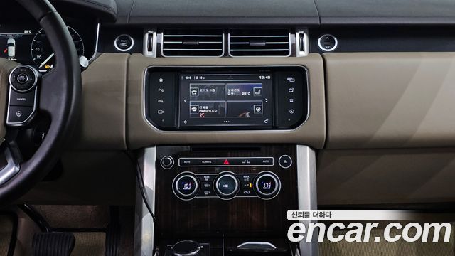 Land Rover Range Rover (IV) 4.4 SDV8 Vogue SE DIESEL 2016 — фото 14