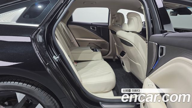 Kia K8 2.5 Gasoline 2WD Signature 2025 — фото 11