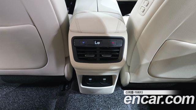 Kia K8 2.5 Gasoline 2WD Signature 2025 — фото 29