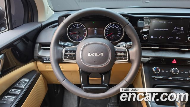 Kia Carnival (IV) Gasoline 9-Seater Prestige 2023 — фото 13