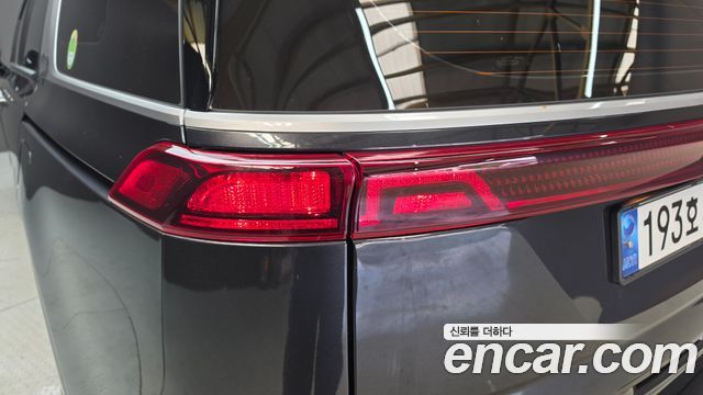 Kia Carnival (IV) Gasoline 9-Seater Prestige 2023 — фото 23
