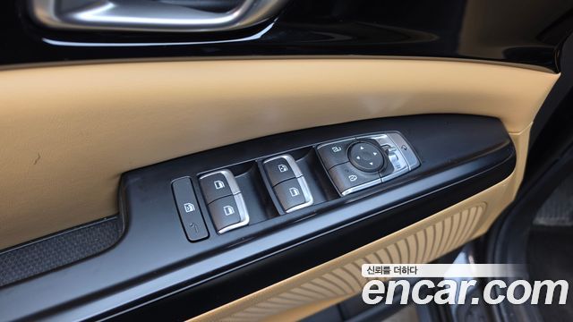 Kia Carnival (IV) Gasoline 9-Seater Prestige 2023 — фото 28