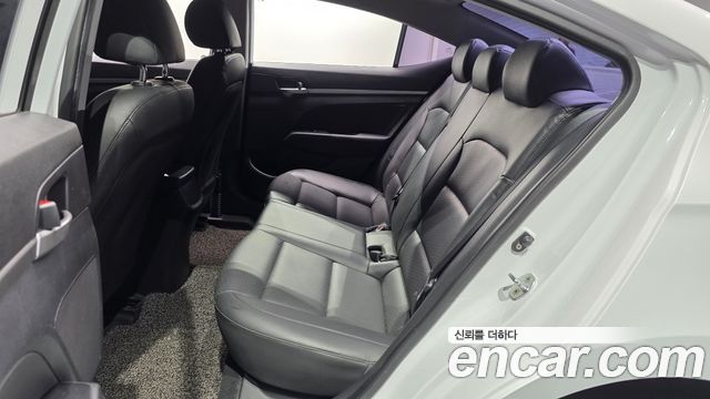 Hyundai Avante (AD) 1.6 Smart 2020 — фото 11