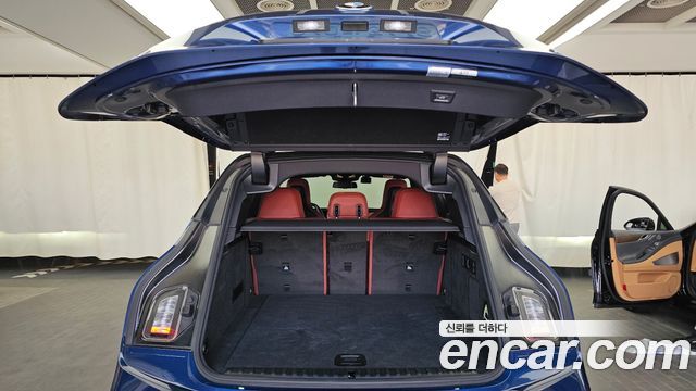 BMW iX xDrive50 Sports Plus 2023 — фото 18