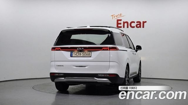 Kia Carnival (IV) Gasoline 9-Seater Noblesse 2023 — фото 4