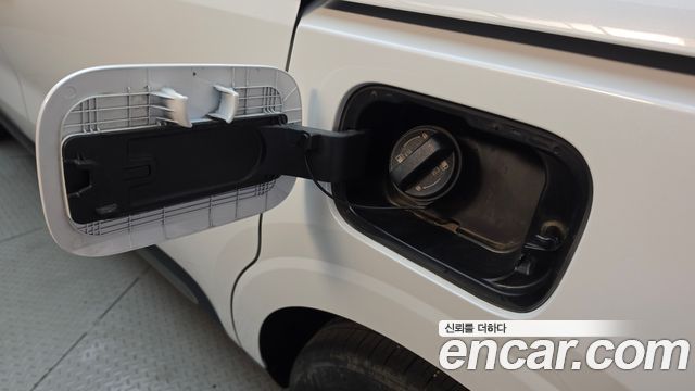 Kia Carnival (IV) Gasoline 9-Seater Noblesse 2023 — фото 34