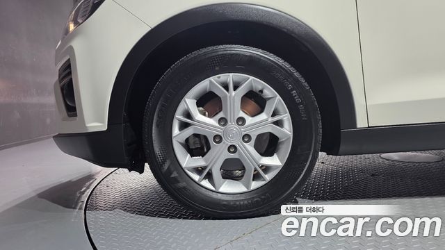 KG Mobility (SsangYong) Very New Tivoli Gasoline 1.5 2WD V3 2021 — фото 5