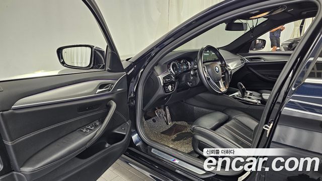 BMW 5 Series (G30) 520d M Sport Special Edition 2018 — фото 10