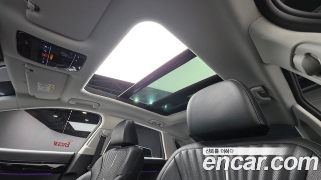 Hyundai Grandeur (GN7) 3.5 LPG 2WD Exclusive 2023 — фото 12