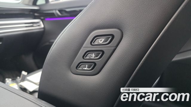 Hyundai Grandeur (GN7) 3.5 LPG 2WD Exclusive 2023 — фото 18