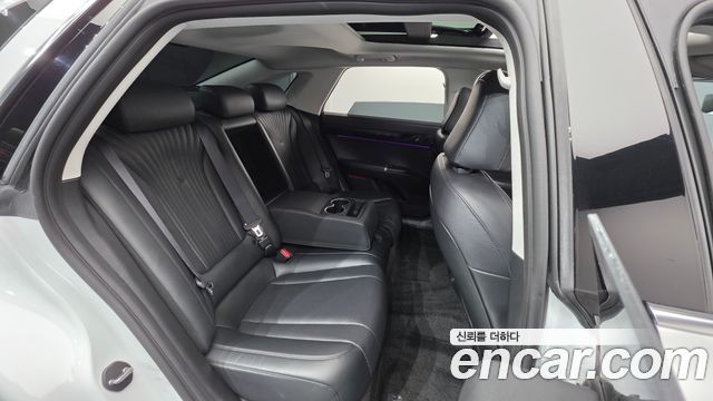 Hyundai Grandeur (GN7) 3.5 LPG 2WD Exclusive 2023 — фото 19