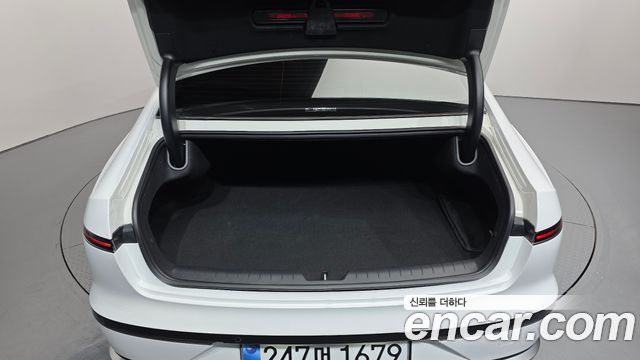 Hyundai Grandeur (GN7) 3.5 LPG 2WD Exclusive 2023 — фото 20