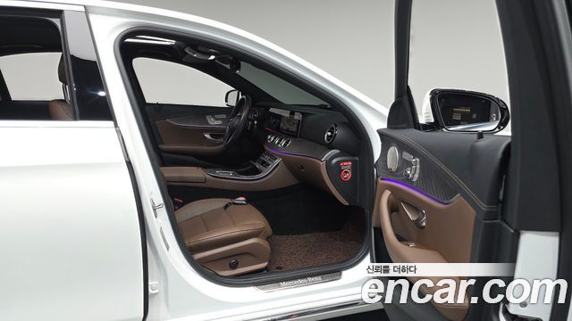 Mercedes-Benz E-Class (W213) E350 4MATIC Exclusive 2023 — фото 26