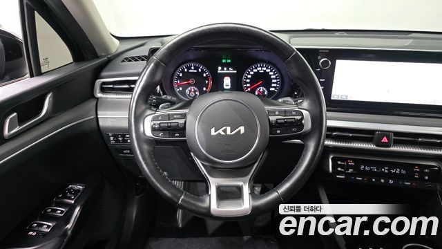 Kia K5 (III) 2.0 Prestige 2022 — фото 16