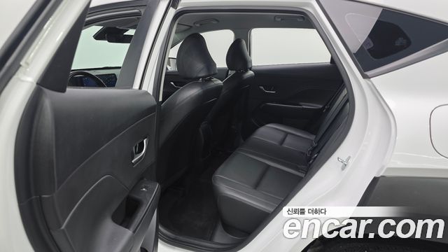 Hyundai Kona (SX2) Gasoline 1.6 Turbo 2WD Modern 2023 — фото 17
