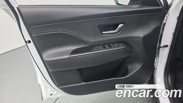 Hyundai Kona (SX2) Gasoline 1.6 Turbo 2WD Modern 2023 — фото 24