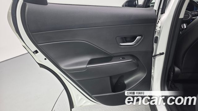 Hyundai Kona (SX2) Gasoline 1.6 Turbo 2WD Modern 2023 — фото 25