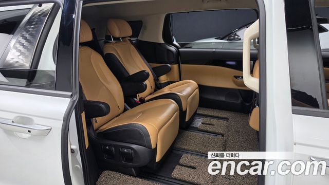 Kia Carnival (IV) Gasoline 7-Seater Signature 2023 — фото 12
