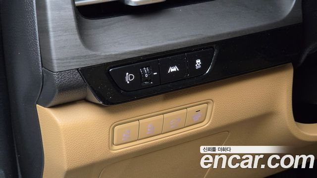 Kia Carnival (IV) Gasoline 7-Seater Signature 2023 — фото 17