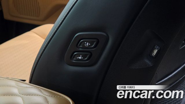 Kia Carnival (IV) Gasoline 7-Seater Signature 2023 — фото 27