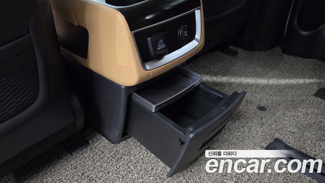 Kia Carnival (IV) Gasoline 7-Seater Signature 2023 — фото 30