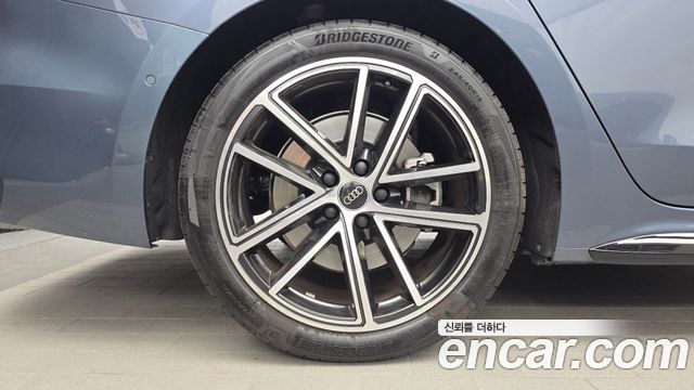 Audi A5 (B10) 45 TFSI Quattro S Line 2025 — фото 5