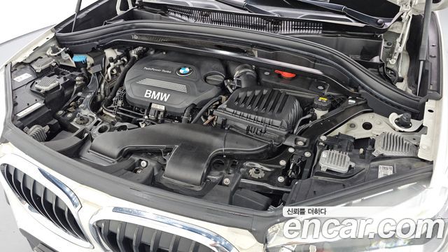 BMW X1 (F48) xDrive 18d 2016 — фото 6