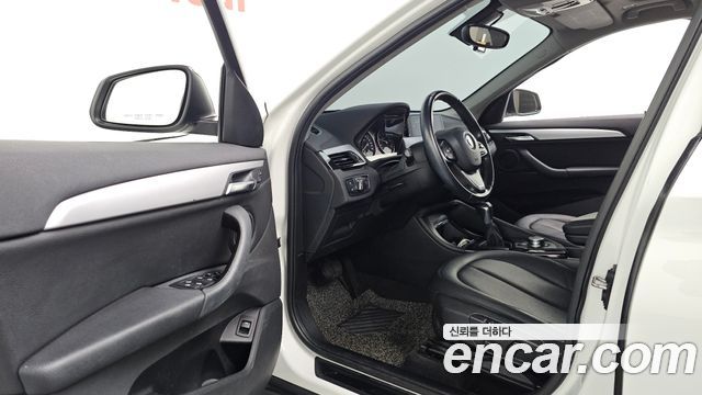 BMW X1 (F48) xDrive 18d 2016 — фото 10
