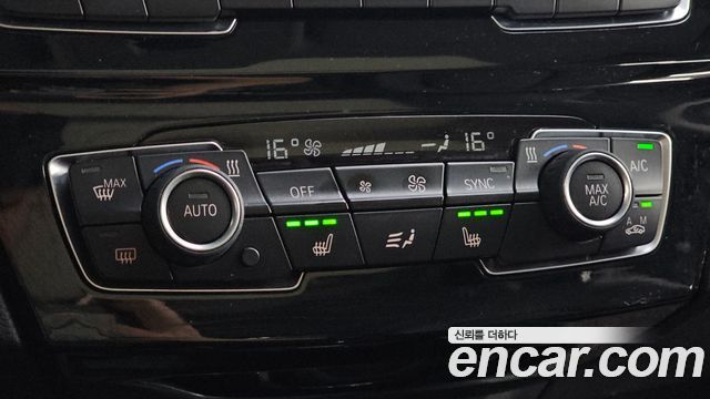 BMW X1 (F48) xDrive 18d 2016 — фото 17