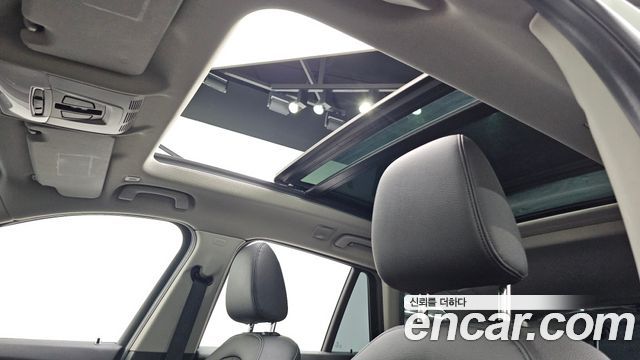 BMW X1 (F48) xDrive 18d 2016 — фото 19