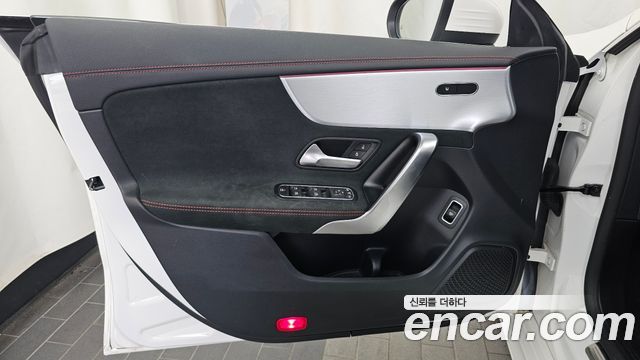 Mercedes-Benz CLA-Class (C118) CLA250 4MATIC 2022 — фото 30