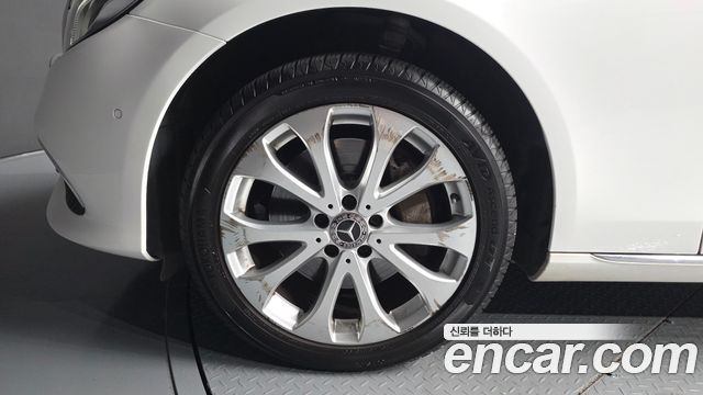 Mercedes-Benz E-Class (W213) E300 4MATIC Exclusive 2019 — фото 5