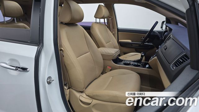 Kia Carnival 9-Seater Luxury 2019 — фото 26