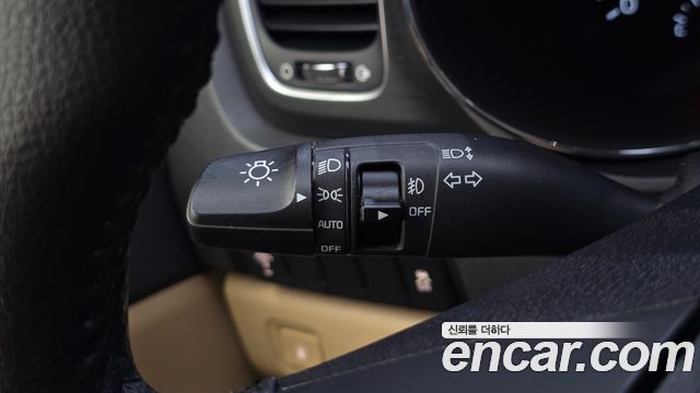 Kia Carnival 9-Seater Luxury 2019 — фото 31