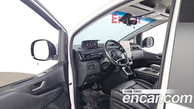 Hyundai Staria Tourer 9-Seater Modern 2022 — фото 10
