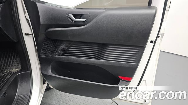 Hyundai Staria Tourer 9-Seater Modern 2022 — фото 25