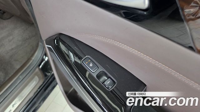 Kia K7 Hybrid Noblesse 2019 — фото 22