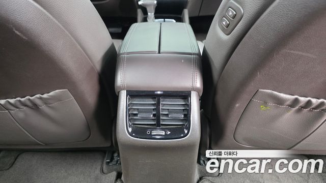 Kia K7 Hybrid Noblesse 2019 — фото 23