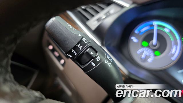 Kia K7 Hybrid Noblesse 2019 — фото 40