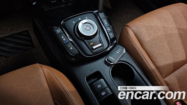 Kia Seltos Gasoline 1.6 Turbo 2WD Signature 2025 — фото 9