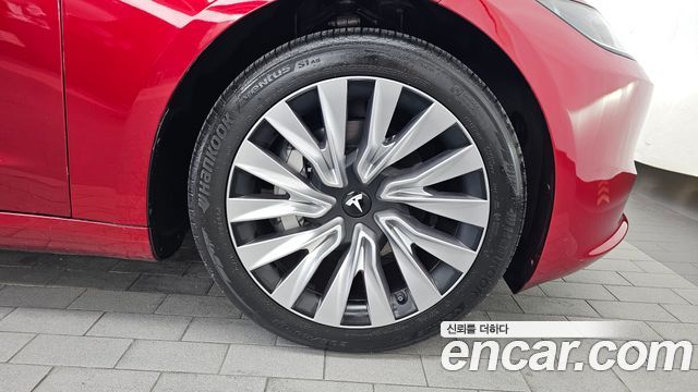 Tesla Model 3 Long Range AWD 2024 — фото 21