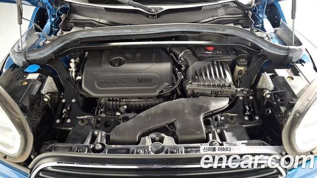 MINI Cooper Countryman Classic Plus Launch Pack 2nd Gen 2023 — фото 6