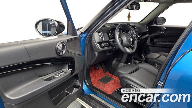 MINI Cooper Countryman Classic Plus Launch Pack 2nd Gen 2023 — фото 10