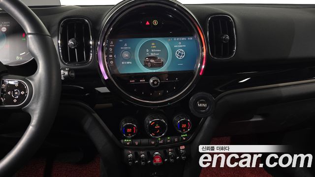 MINI Cooper Countryman Classic Plus Launch Pack 2nd Gen 2023 — фото 31